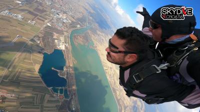 skydiving-in-croatia-2022-02